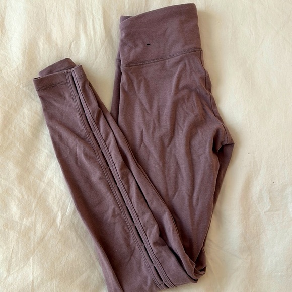 Victoria Secret Sport Leggings - worn twice, perfect condition! - Picture 1 of 3